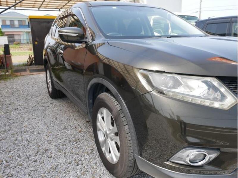X-TRAIL