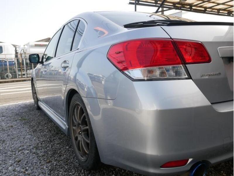 LEGACY B4