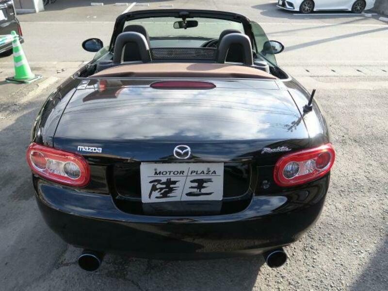 ROADSTER