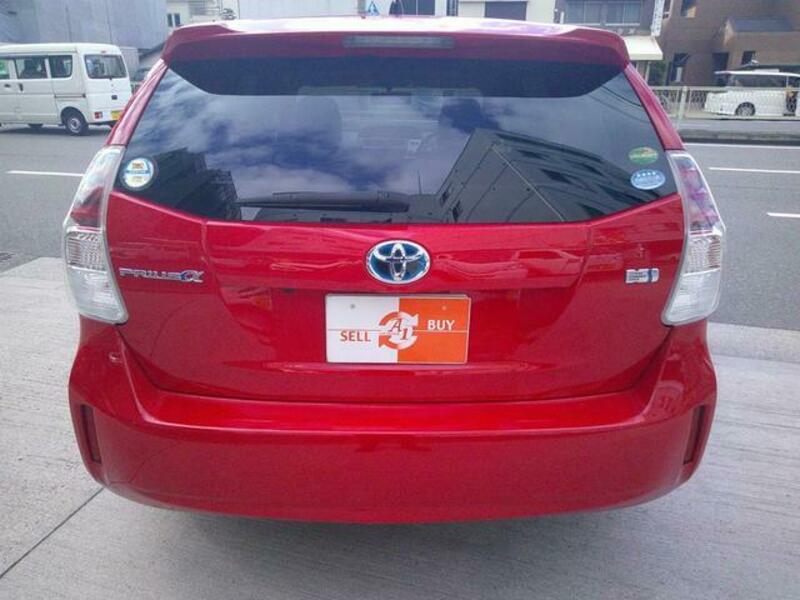PRIUS ALPHA