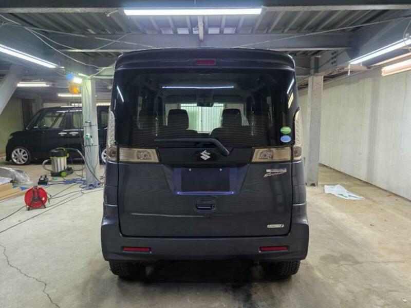 SPACIA CUSTOM
