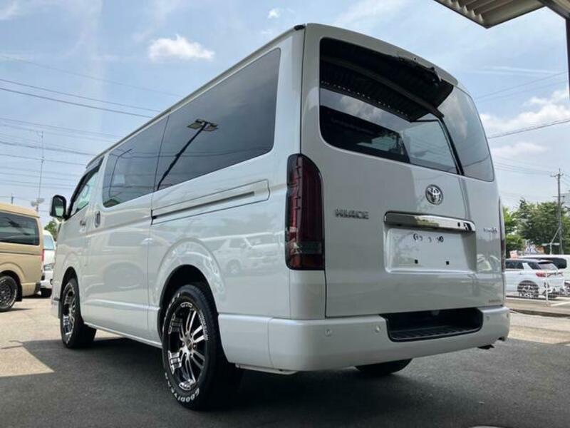 HIACE VAN