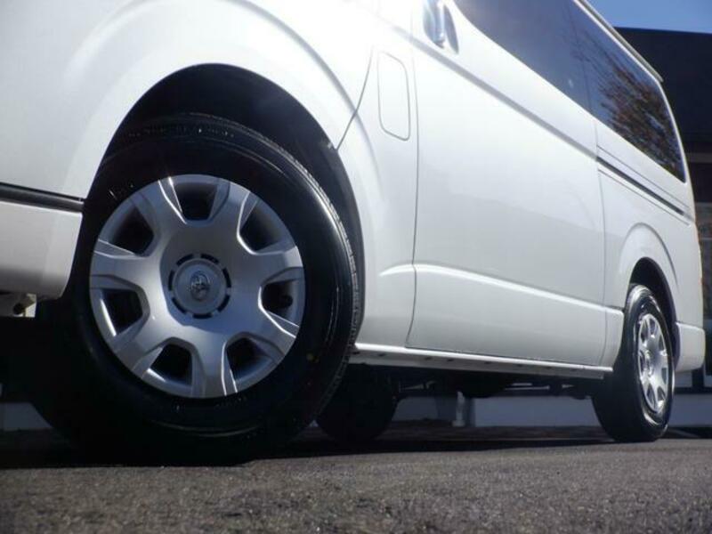 HIACE VAN