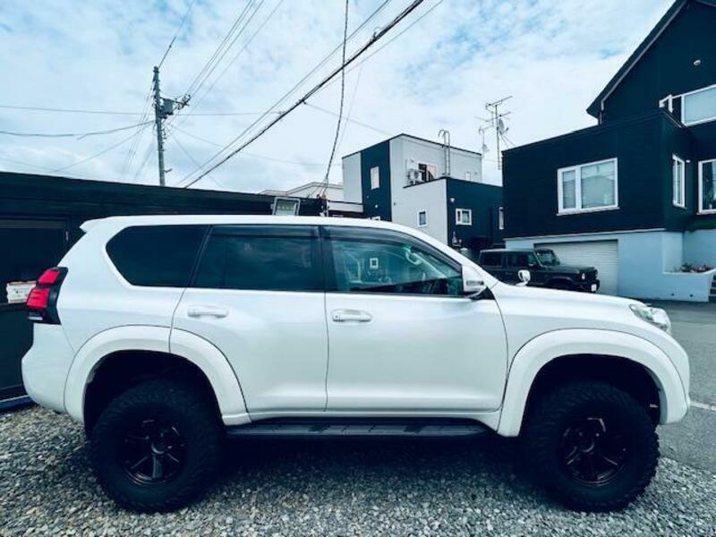LAND CRUISER PRADO