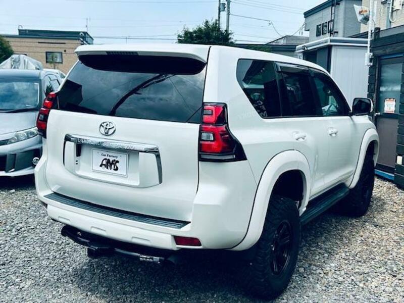LAND CRUISER PRADO