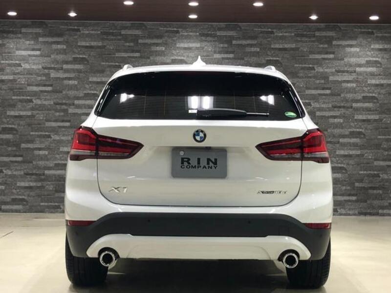 X1