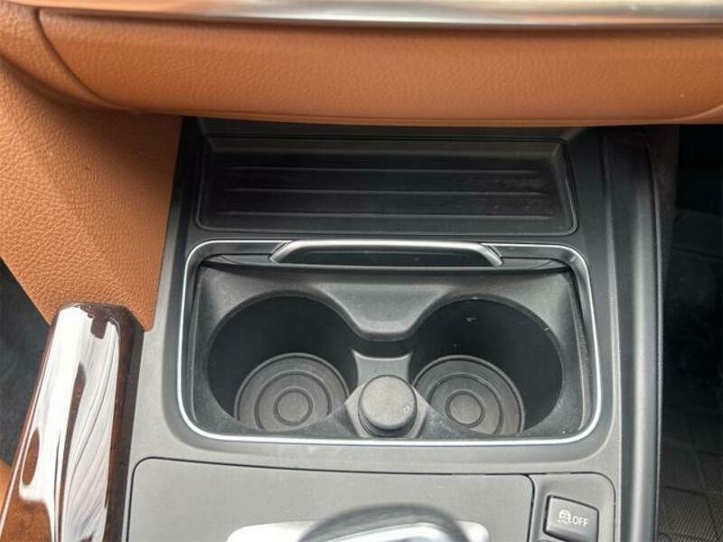 4 SERIES