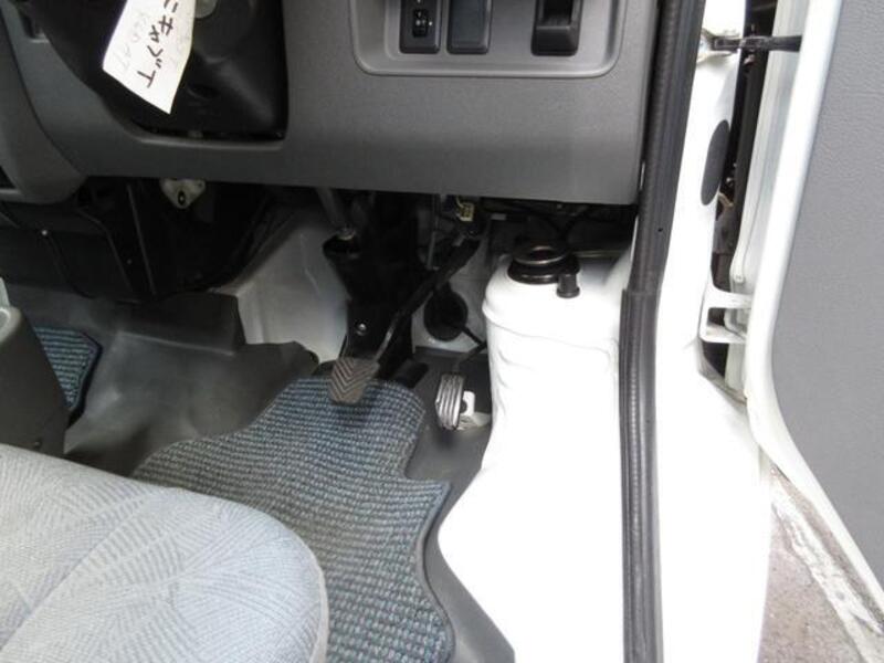 MINICAB TRUCK