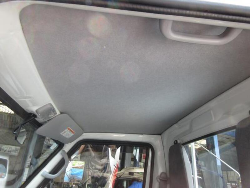 MINICAB TRUCK
