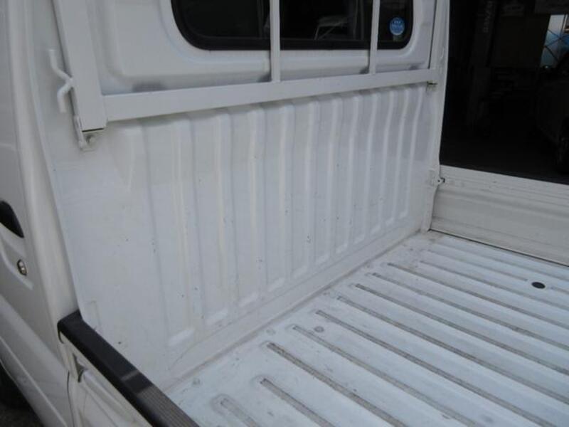 MINICAB TRUCK