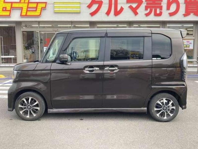 N BOX CUSTOM
