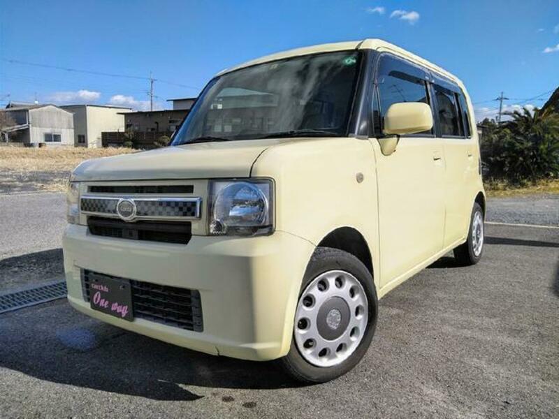 DAIHATSU MOVE CONTE