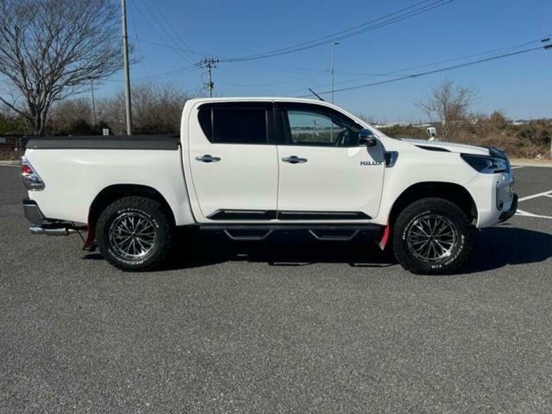 HILUX