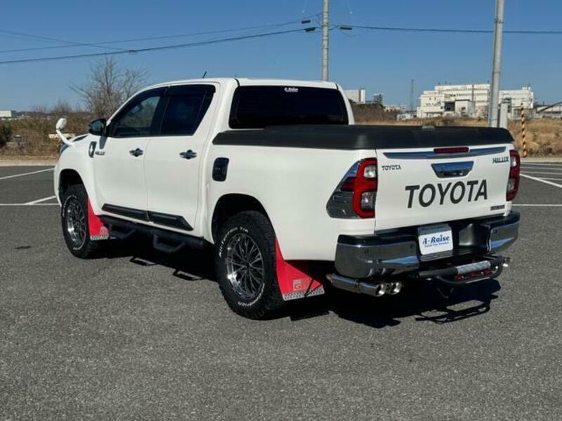 HILUX