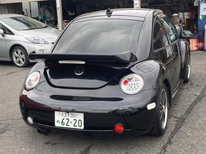 NEW BEETLE
