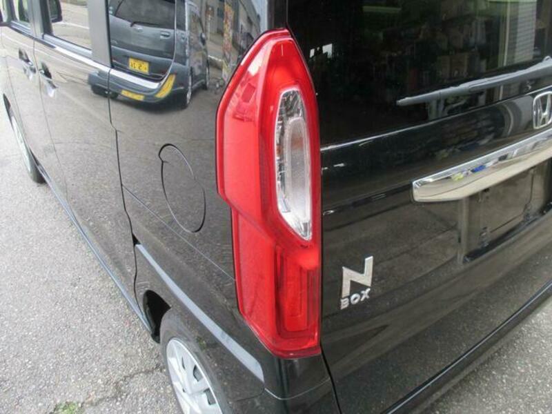 N BOX