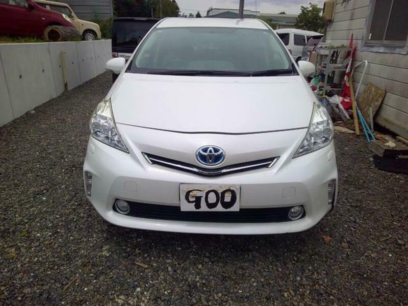 PRIUS ALPHA