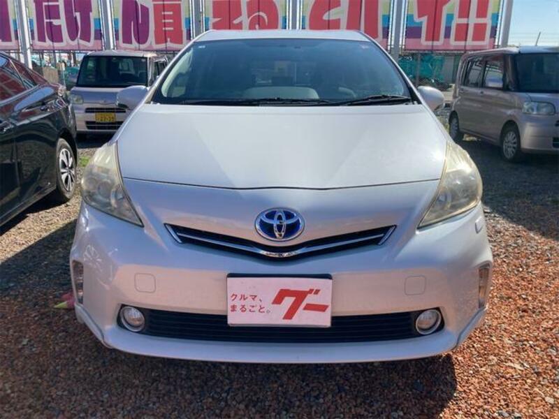 PRIUS ALPHA