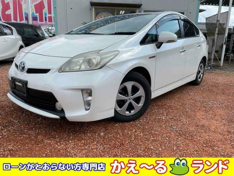 TOYOTA PRIUS