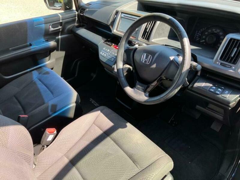 STEPWAGON SPADA