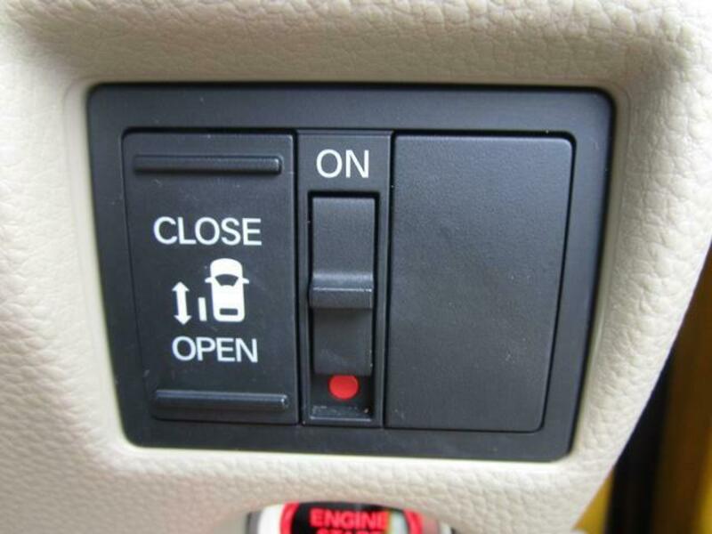 N BOX