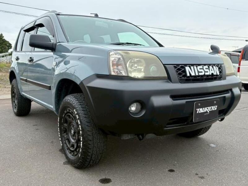 X-TRAIL