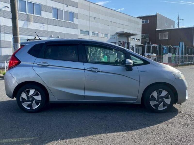 FIT HYBRID