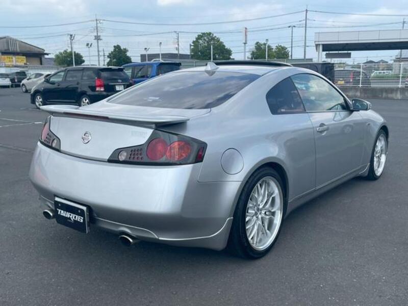 SKYLINE