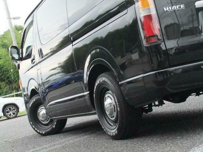 HIACE VAN