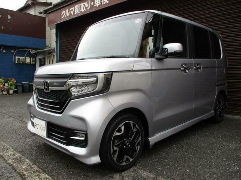 N BOX CUSTOM
