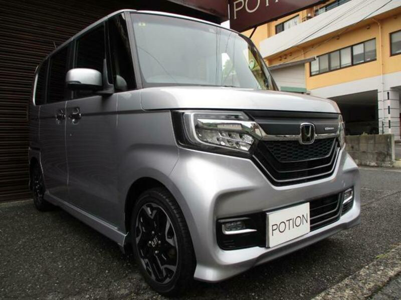 N BOX CUSTOM