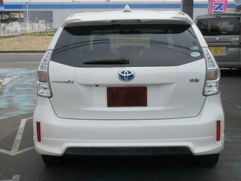 PRIUS ALPHA
