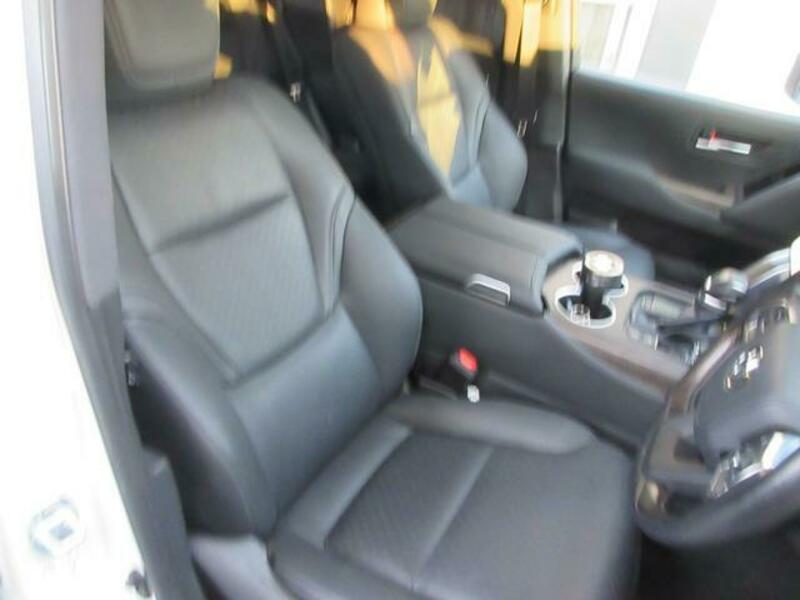 LAND CRUISER