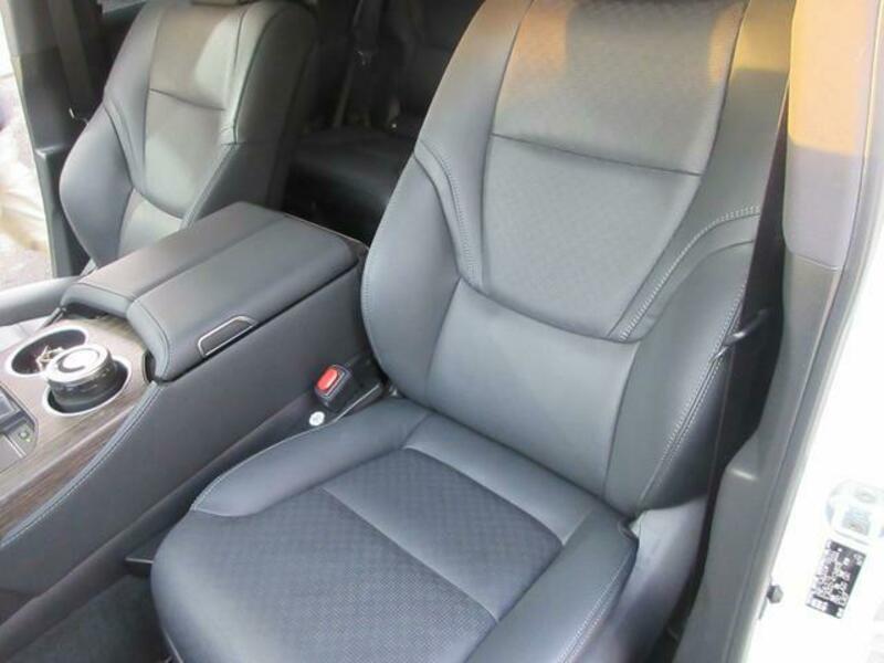 LAND CRUISER