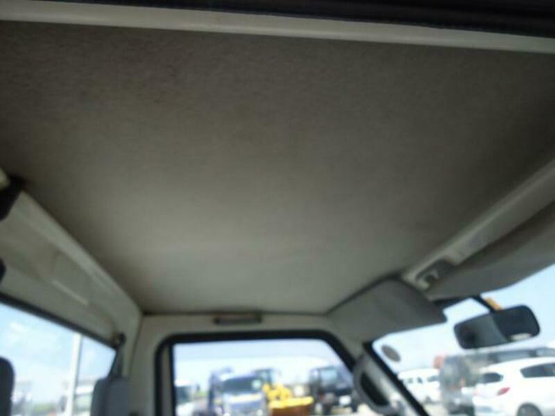 MINICAB TRUCK