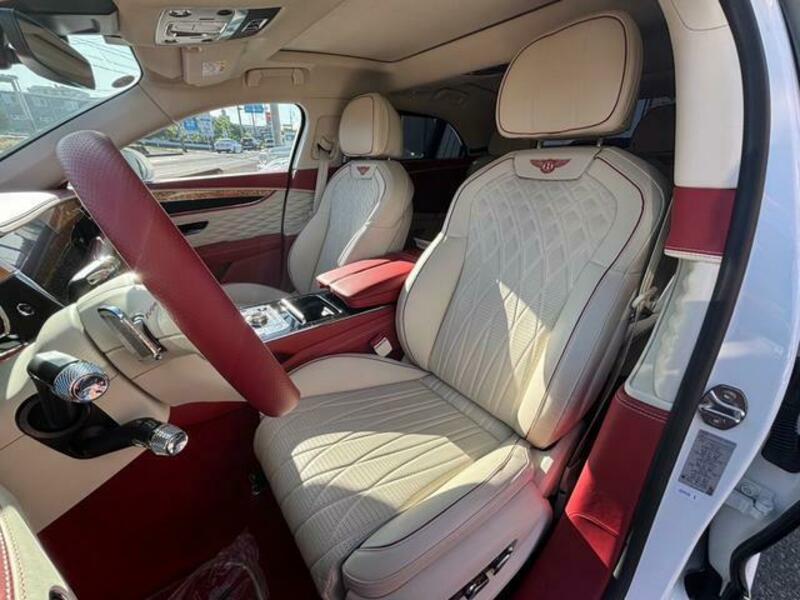 FLYING SPUR