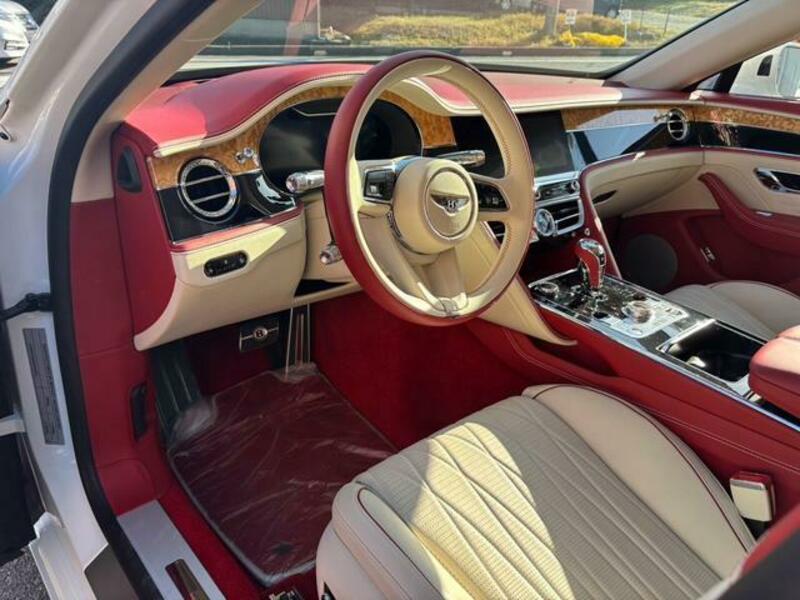 FLYING SPUR