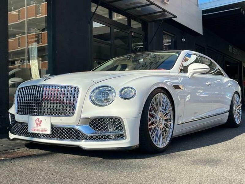 FLYING SPUR