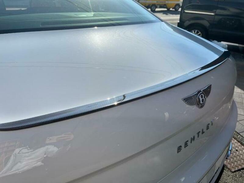 FLYING SPUR