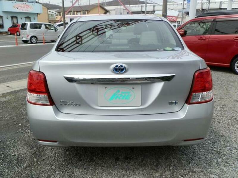 COROLLA AXIO