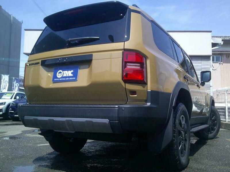 LAND CRUISER 250