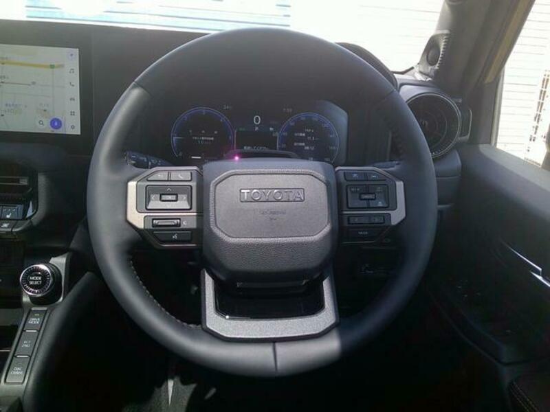 LAND CRUISER 250