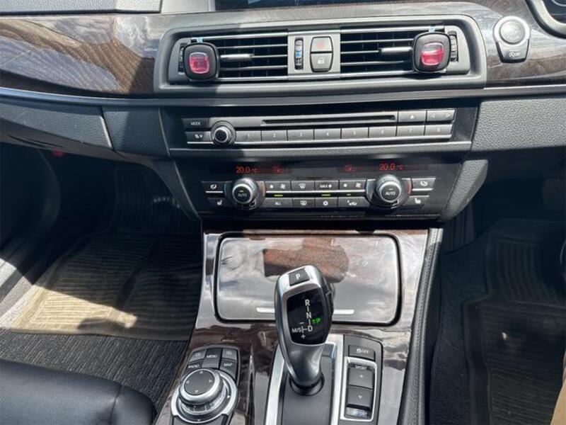 5 SERIES