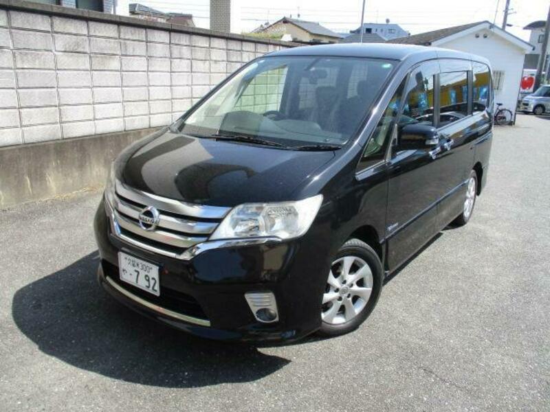 NISSAN SERENA