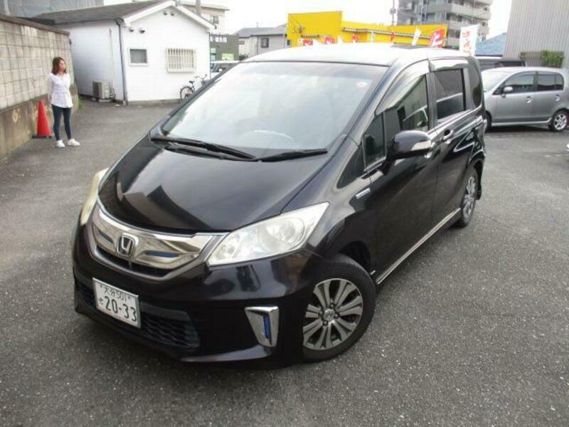 HONDA FREED HYBRID