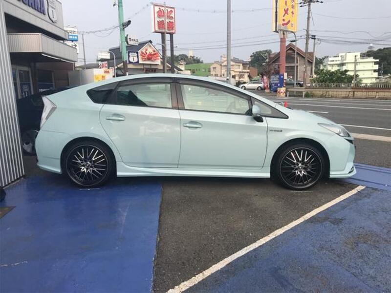 PRIUS