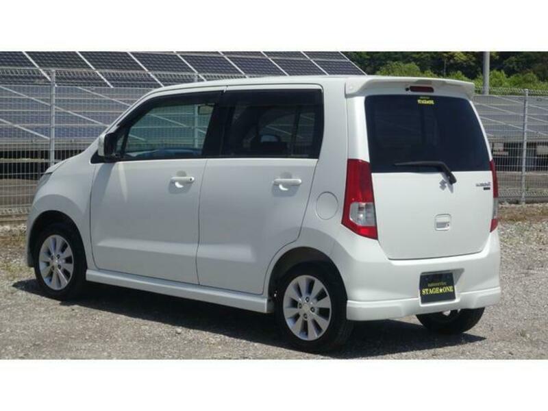 WAGON R