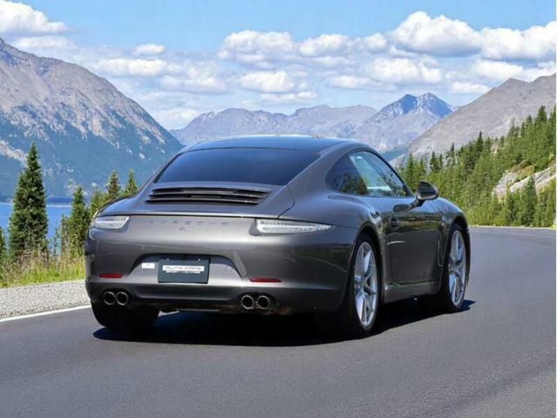 911