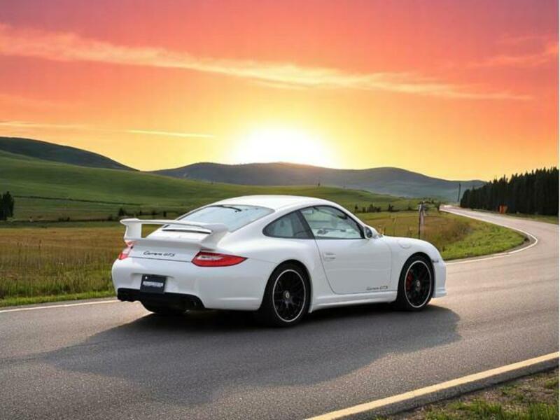 911
