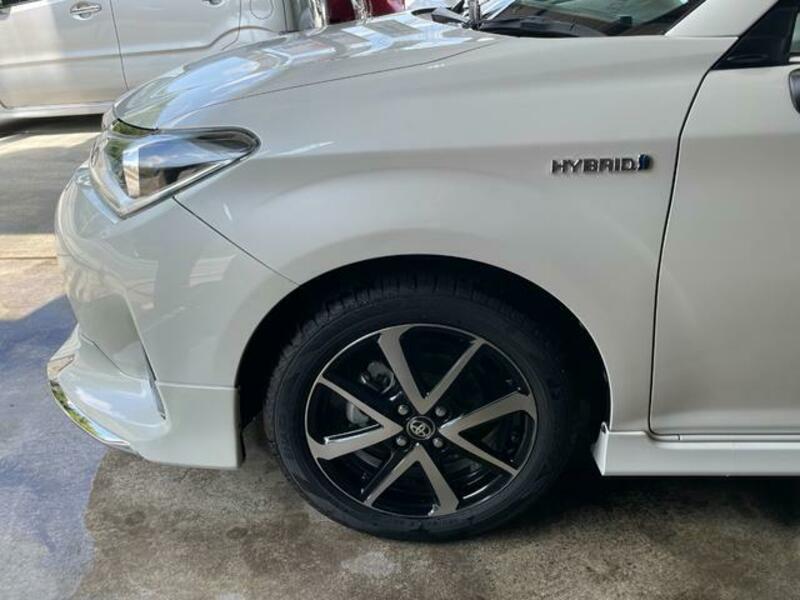 COROLLA FIELDER